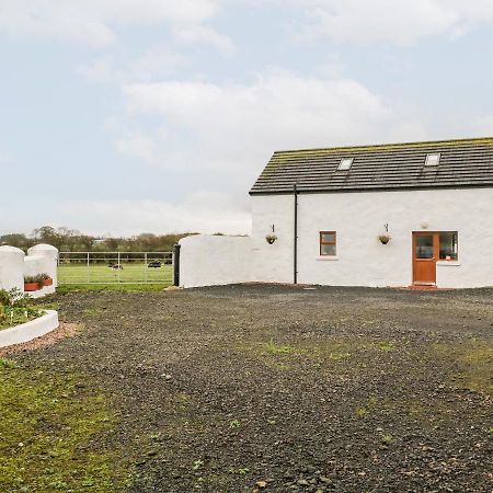 בושמילס May'S Cottage מראה חיצוני תמונה